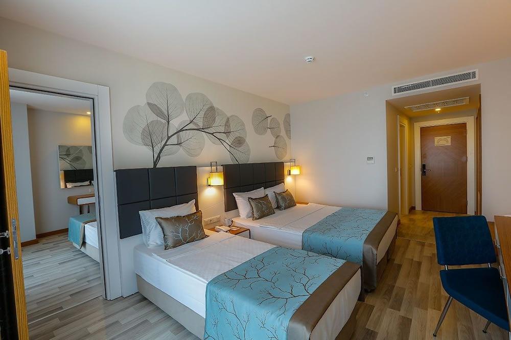 Hotel Xoria Deluxe Konaklı Esterno foto