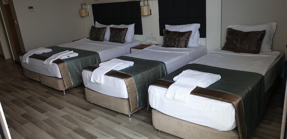 Hotel Xoria Deluxe Konaklı Esterno foto